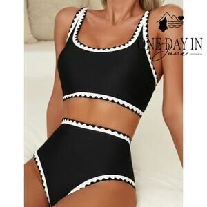 Charmo Crop Bikini Swimsuit Size XL